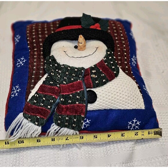 Vintage Quilted Snowman Throw Pillow Crochet Outfit Christmas Decor Let It Snow - Picture 10 of 13